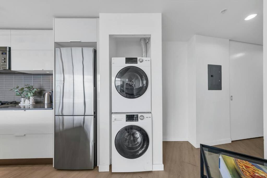 Skyview, 40Th Floor! 2Br Condo In Downtown Vancouver Exterior foto